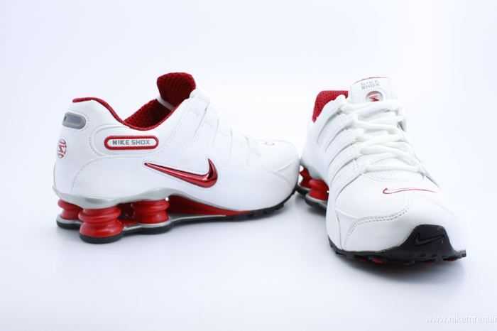 bon rouge et blanc Nike Shox NZ (2)